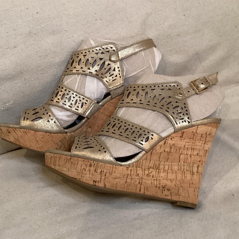 Guess Metallic Wedge Sandals